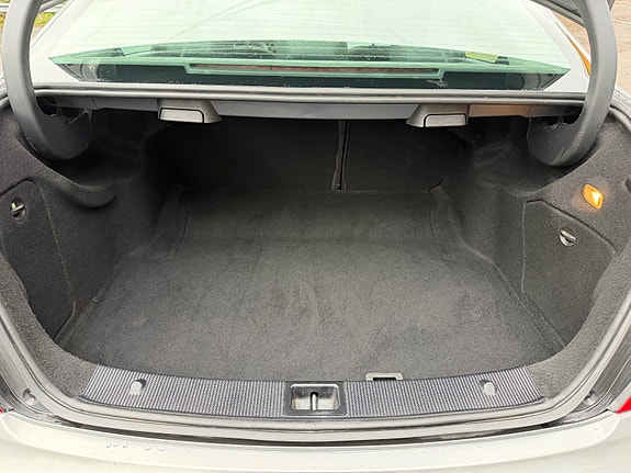 Mercedes-Benz C180 16 of 30