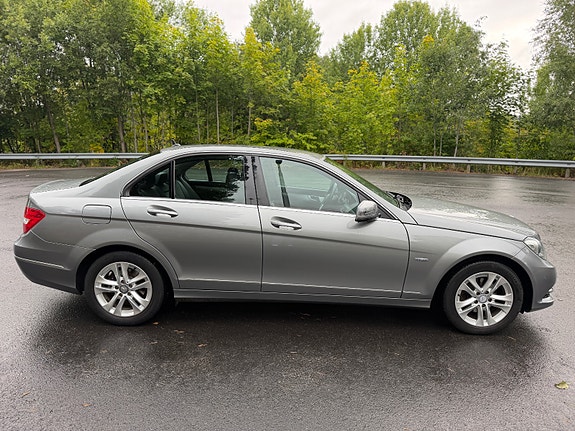 Mercedes-Benz C180 6 of 30