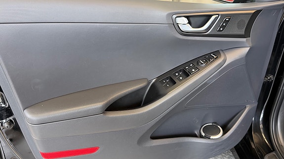 Hyundai IONIQ 9 of 21