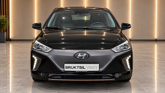 Hyundai IONIQ 2 of 21