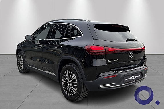 Mercedes-Benz EQA300 3 of 22