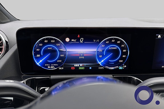 Mercedes-Benz EQA300 15 of 22