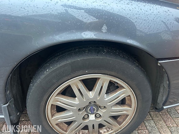 Volvo V70 26 of 28