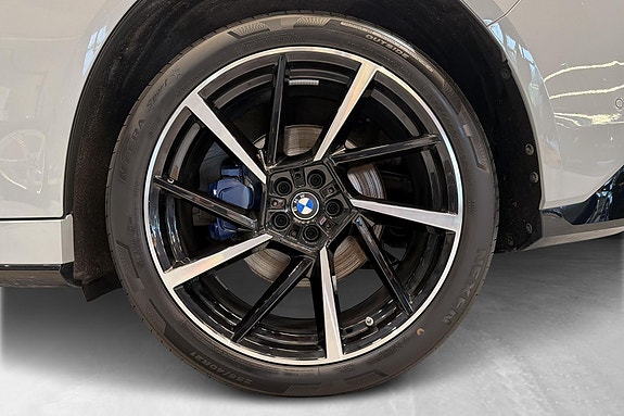 BMW iX3 15 of 24