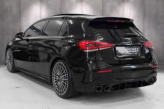 Mercedes-Benz A250 e 7 of 30