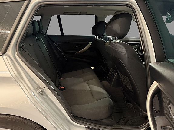 BMW 316i 4 of 30