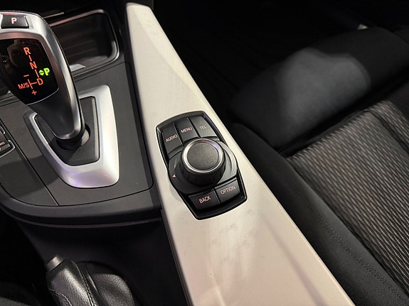 BMW 316i 19 of 30