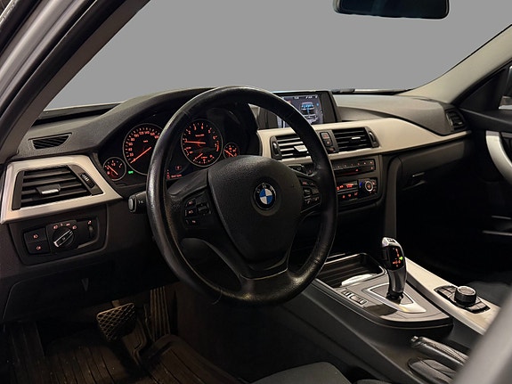 BMW 316i 13 of 30