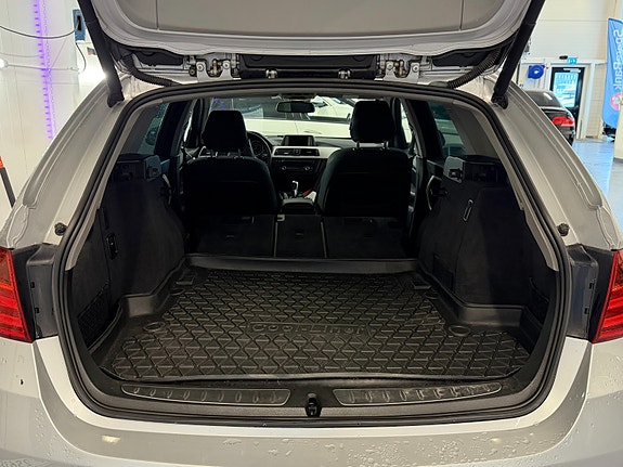 BMW 316i 3 of 30