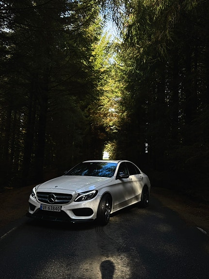 Mercedes-Benz C200 3 of 14
