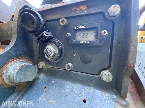 Andre BOMAG BPR 55/65 D og Wacker Neuson platevibrator, selges samlet 4 of 6