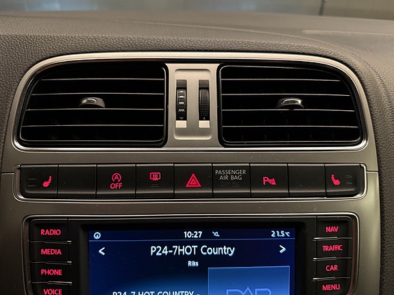 Volkswagen Polo Cross 10 of 23