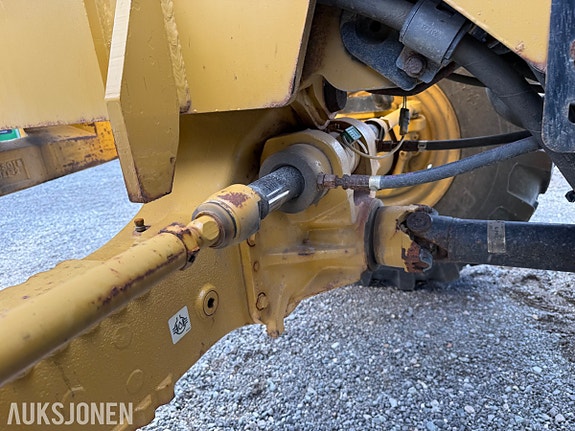 Cat TH460B 27 of 30