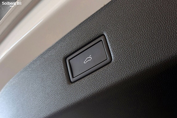 Ford Explorer 9 of 30