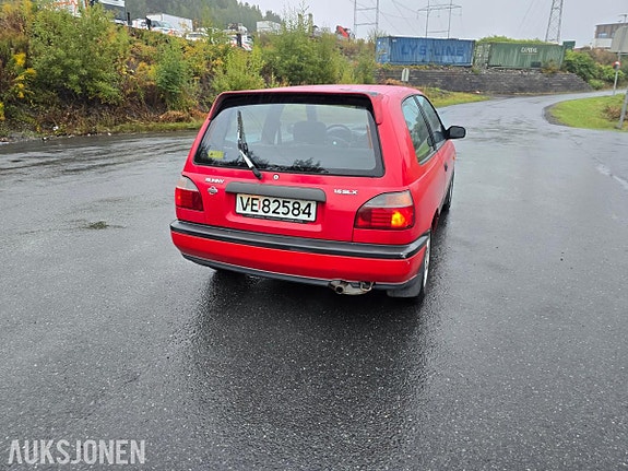 Nissan Sunny 18 of 30