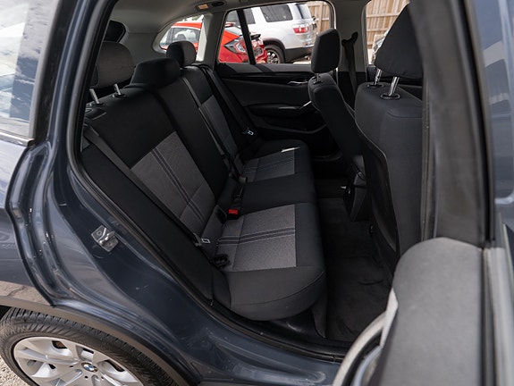 BMW X1 18 of 30