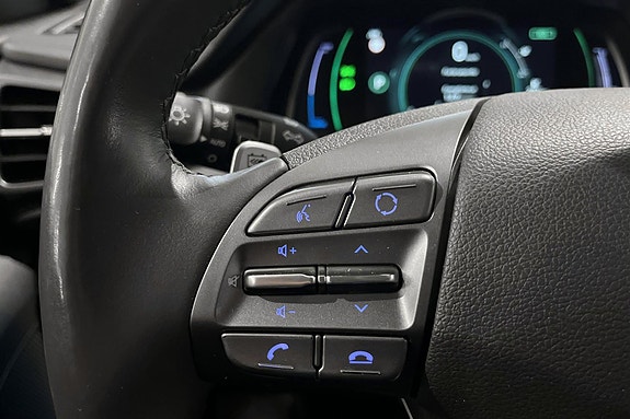 Hyundai IONIQ 20 of 30