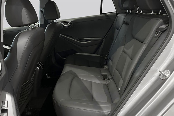 Hyundai IONIQ 12 of 30