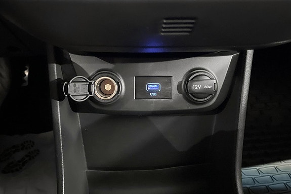 Hyundai IONIQ 26 of 30