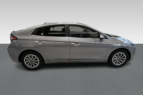 Hyundai IONIQ 7 of 30