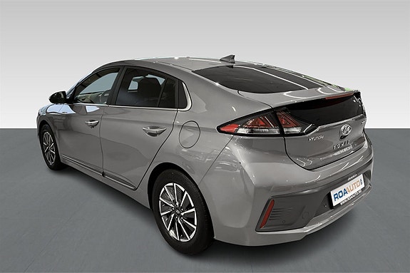 Hyundai IONIQ 4 of 30