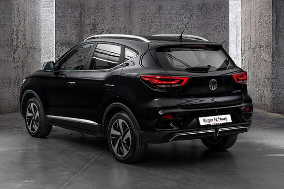 MG ZS EV 6 of 27