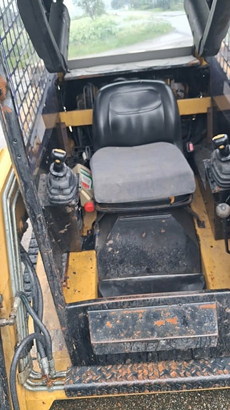 Terex ASV RC30 8 of 9