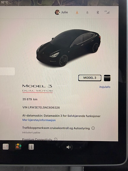 Tesla Model 3 16 of 17