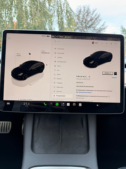 Tesla Model 3 14 of 17