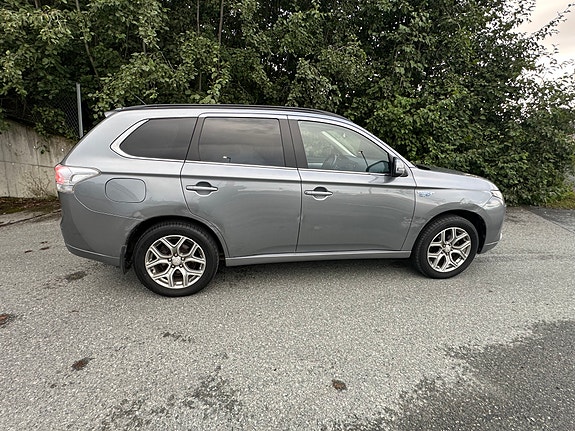 Mitsubishi Outlander 7 of 30