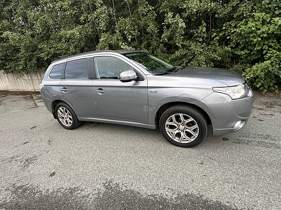Mitsubishi Outlander 8 of 30