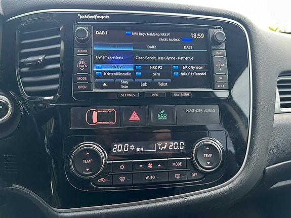 Mitsubishi Outlander 21 of 30