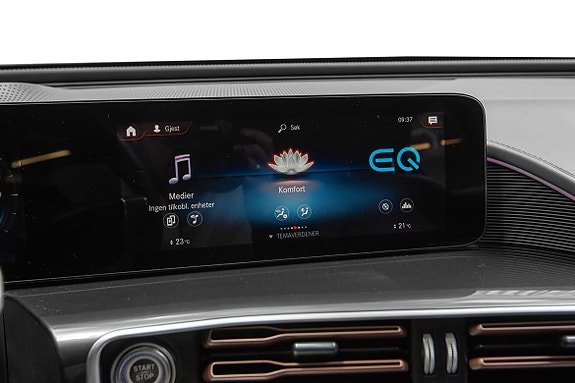 Mercedes-Benz EQC400 21 of 30
