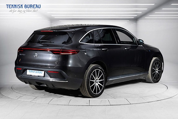 Mercedes-Benz EQC400 12 of 30