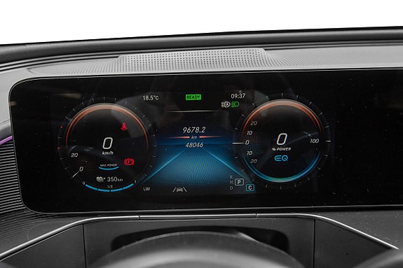 Mercedes-Benz EQC400 19 of 30