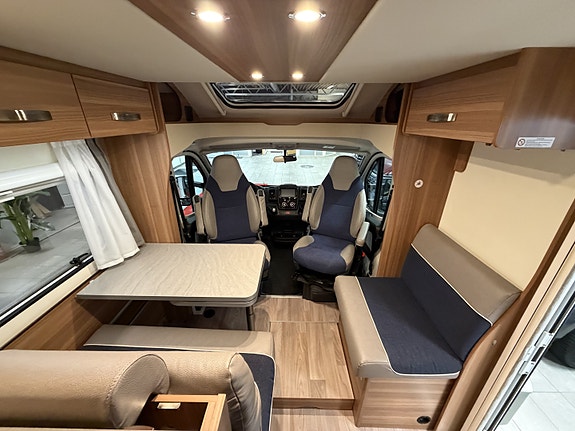 Weinsberg CaraSuite 700MX 11 of 23