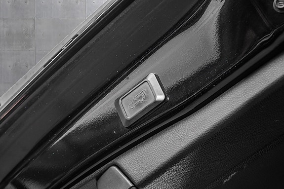 Toyota RAV4 22 of 24