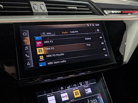 Audi e-tron 17 of 27