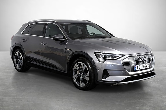 Audi e-tron 4 of 27