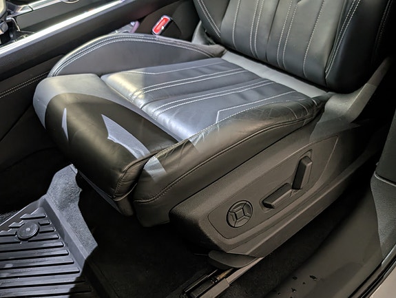 Audi e-tron 10 of 27