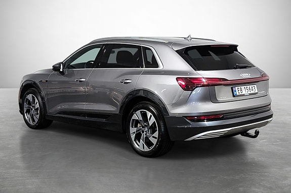 Audi e-tron 9 of 27