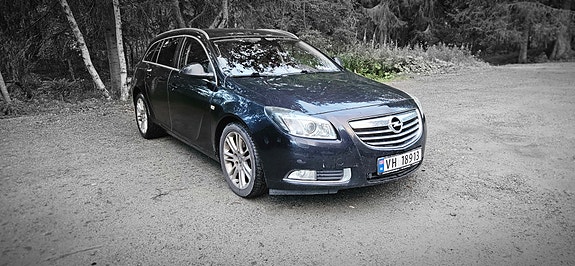 Opel Insignia 2 of 9