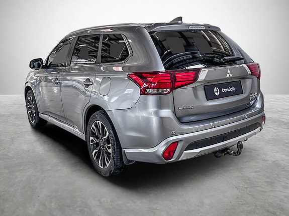 Mitsubishi Outlander 3 of 30