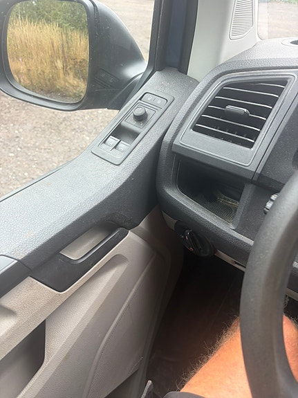 Volkswagen Transporter 7 of 10
