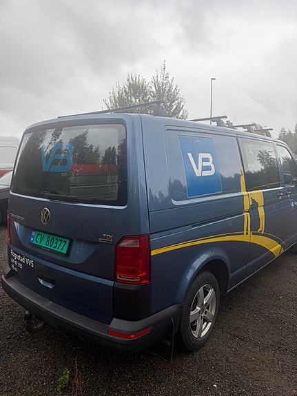 Volkswagen Transporter 2 of 10