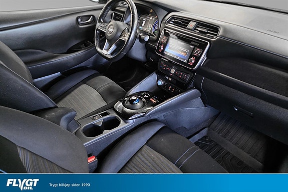 Nissan Leaf 8 of 25