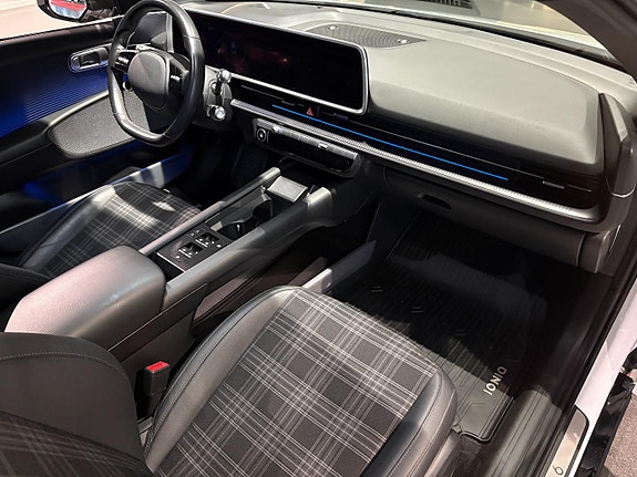 Hyundai Ioniq 6 11 of 30