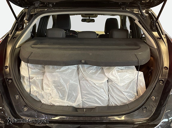 Nissan Leaf 16 of 16