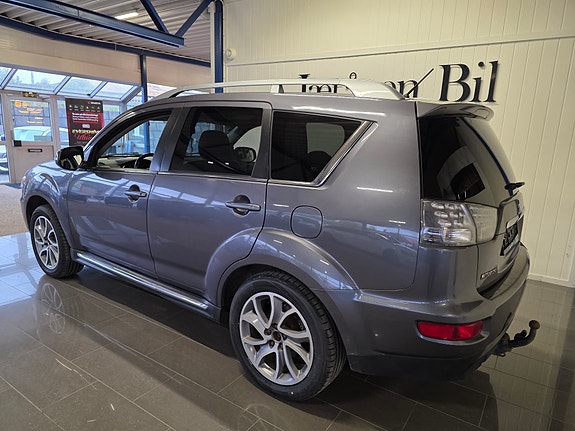Mitsubishi Outlander 3 of 20