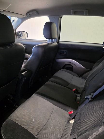 Mitsubishi Outlander 7 of 20